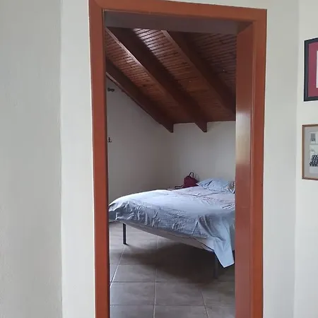 Vila Kuqe *