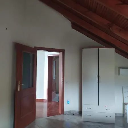 Сasa de vacaciones Vila Kuqe