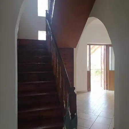 Vila Kuqe Orikum