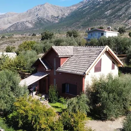 Vila Kuqe Casa de Férias Orikum